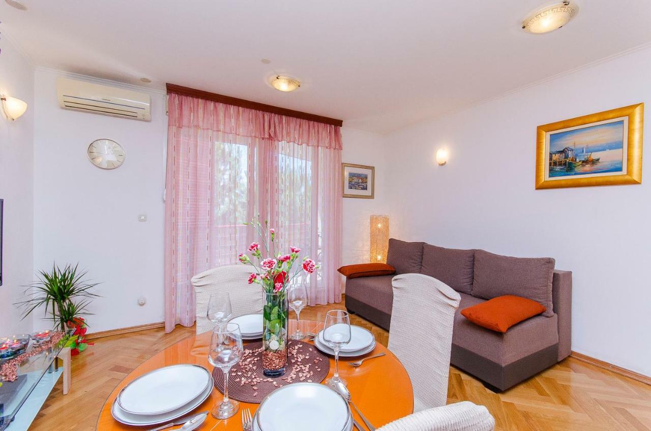 Apartment Lucija スプリト エクステリア 写真