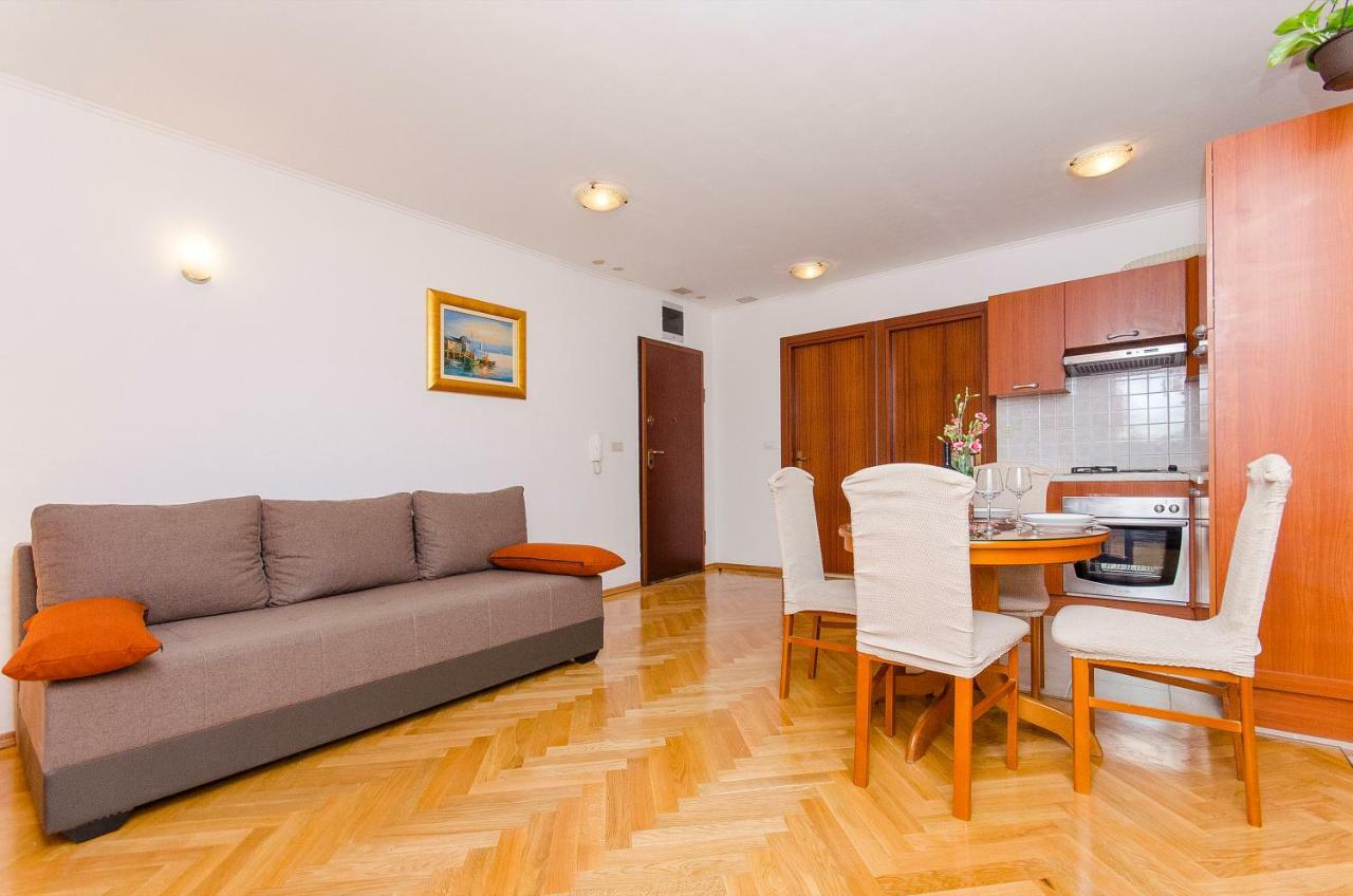 Apartment Lucija スプリト エクステリア 写真